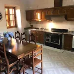 Casa Mercedes * ポンテアレーアス