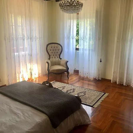 Casa Mercedes * ポンテアレーアス